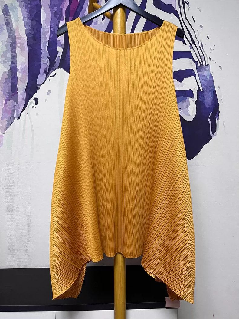 Issey Miyake Issey Miyake size:3 Yellow pleated vest Size S / US 4 / IT 40 - 1 Thumbnail