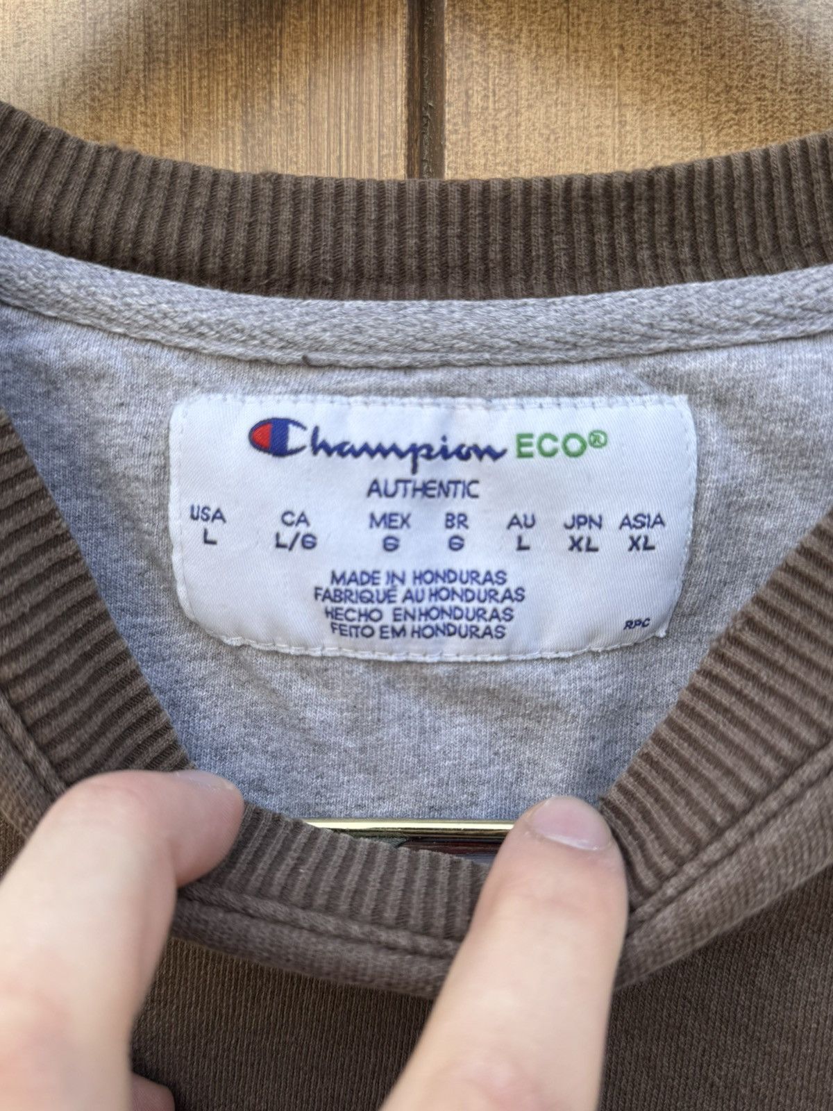 Champion Vintage Champion Crewneck Size US L / EU 52-54 / 3 - 3 Thumbnail