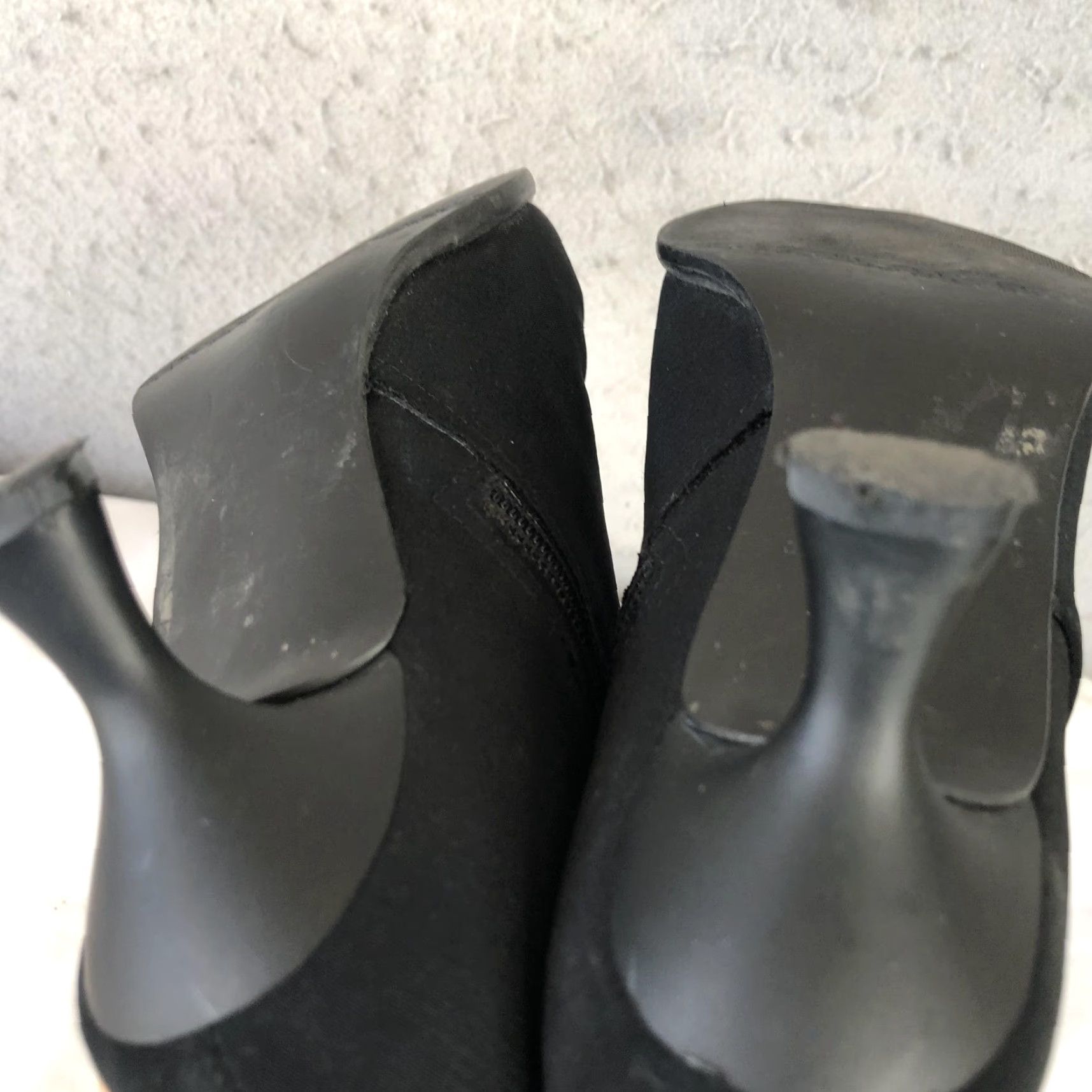 Stuart Weitzman Stuart Weitzman Boots Womens Size 5 Black Gore-Tex Ankle Kitten Heel Pointed Toe Size US 5 / IT 35 - 6 Thumbnail