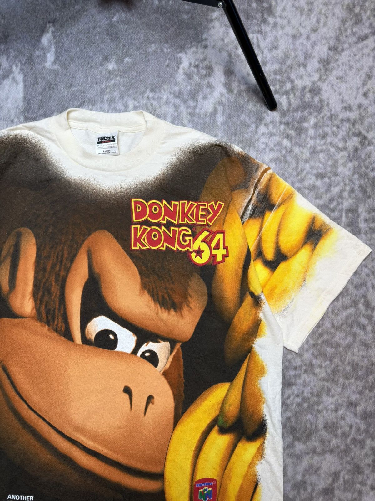 Nintendo Vintage Donkey Kong 64 AOP Tee XL Nintendo Rare 90s Size US XL / EU 56 / 4 - 2 Thumbnail