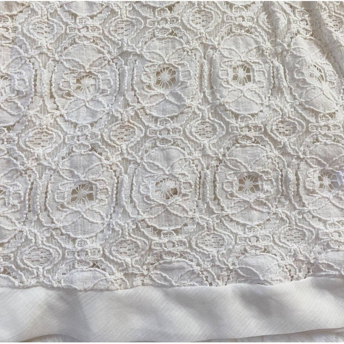 Urban Outfitters Urban Outfitters Kimchi Blue Camilla Medallion Lace Dress 4 Size S / US 4 / IT 40 - 12 Thumbnail