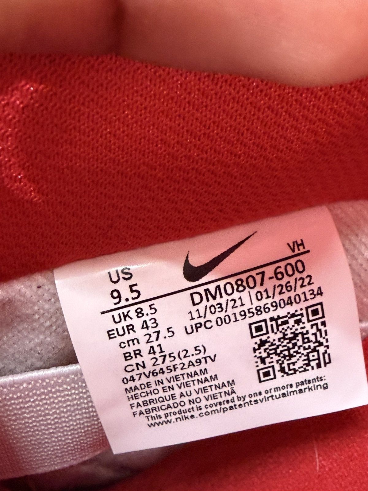 Nike Nike SB Dunk Low Cherry Size 9.5 (2022) Size US 9.5 / EU 42-43 - 10 Thumbnail