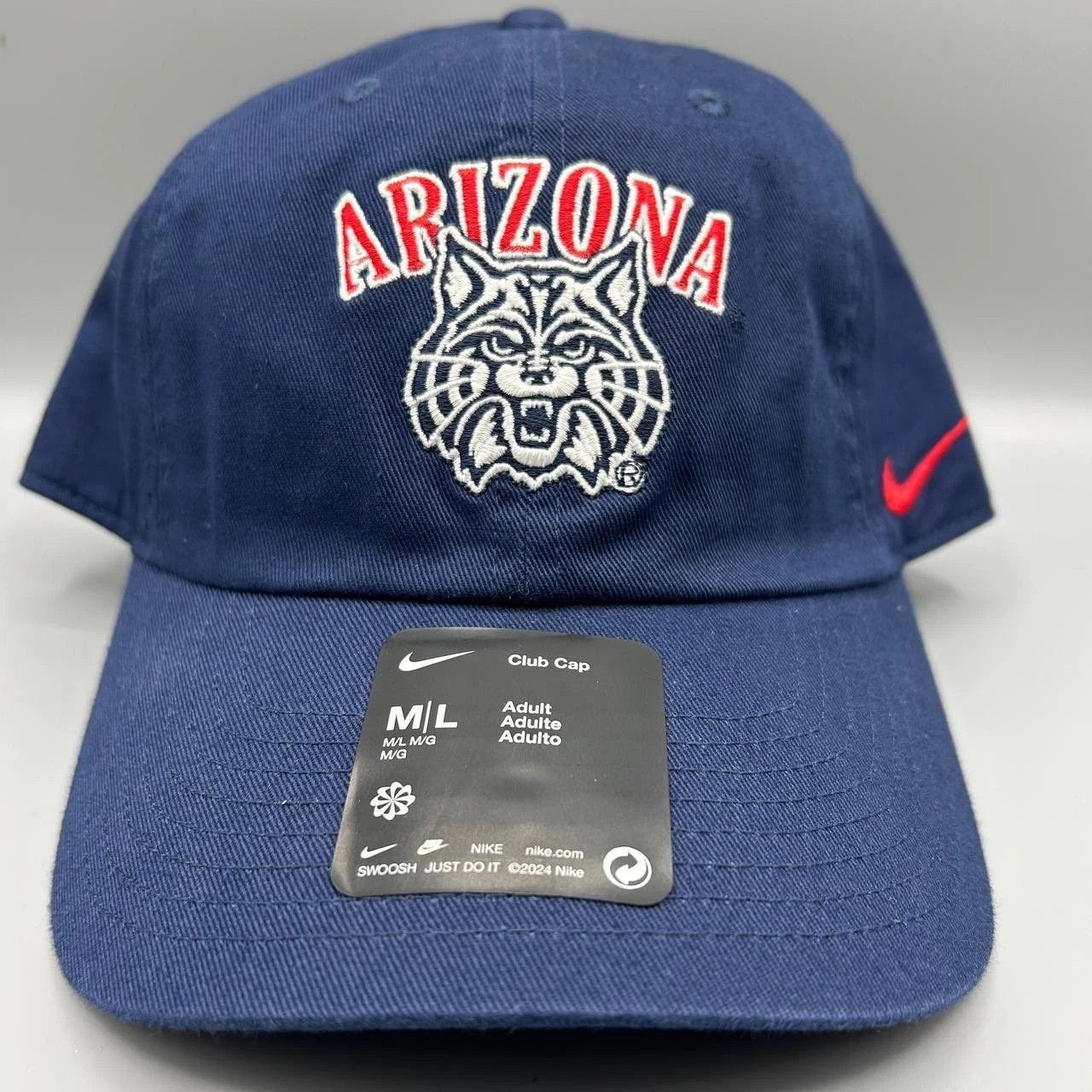 Nike Arizona Wildcats x Nike Club Hat Men M-L Strap Back Cotton Size ONE SIZE - 1 Thumbnail