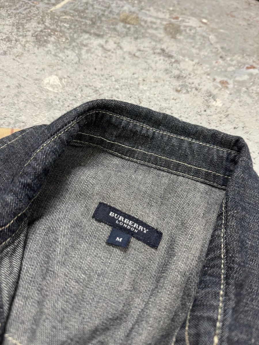 Burberry 2000s Burberry Tartan Blue Denim Shirt Size US M / EU 48-50 / 2 - 11 Thumbnail