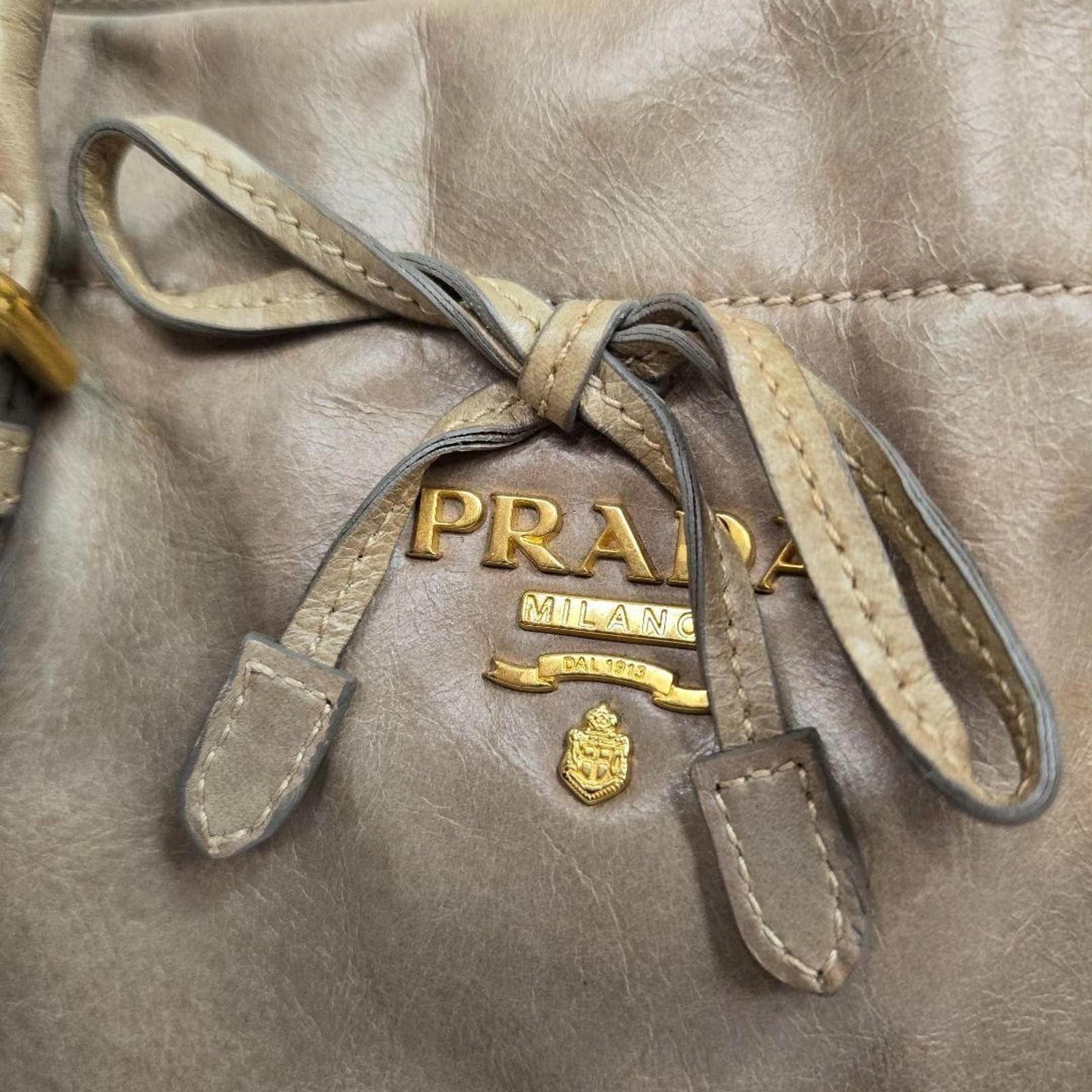 Prada Prada - Beige Leather Handbag with Detachable Strap Size ONE SIZE - 2 Thumbnail