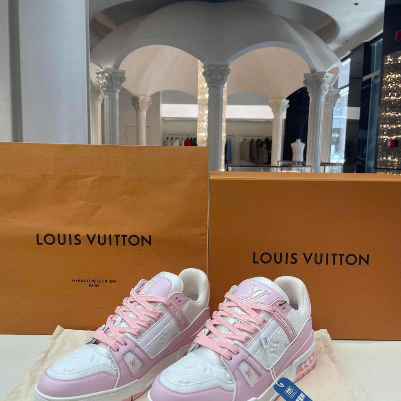 Louis Vuitton Louis Vuitton Trainer Low Top Fashion Sneakers 0079 Size US 9 / EU 42 - 1 Thumbnail