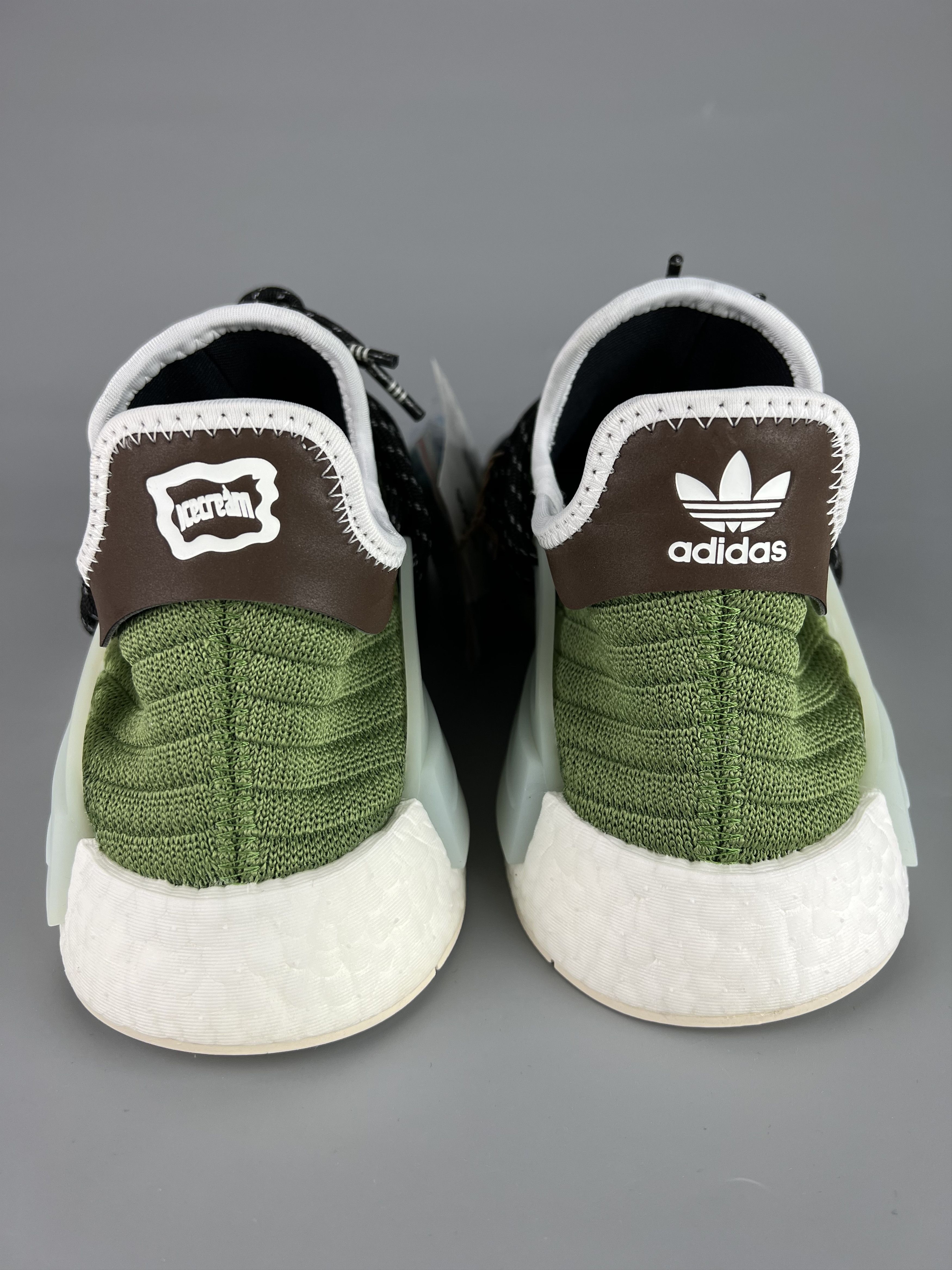 Adidas Adidas NMD HU Pharrel x BBC Dog Green Ice Cream US12.5 Size US 12.5 / EU 45-46 - 4 Thumbnail