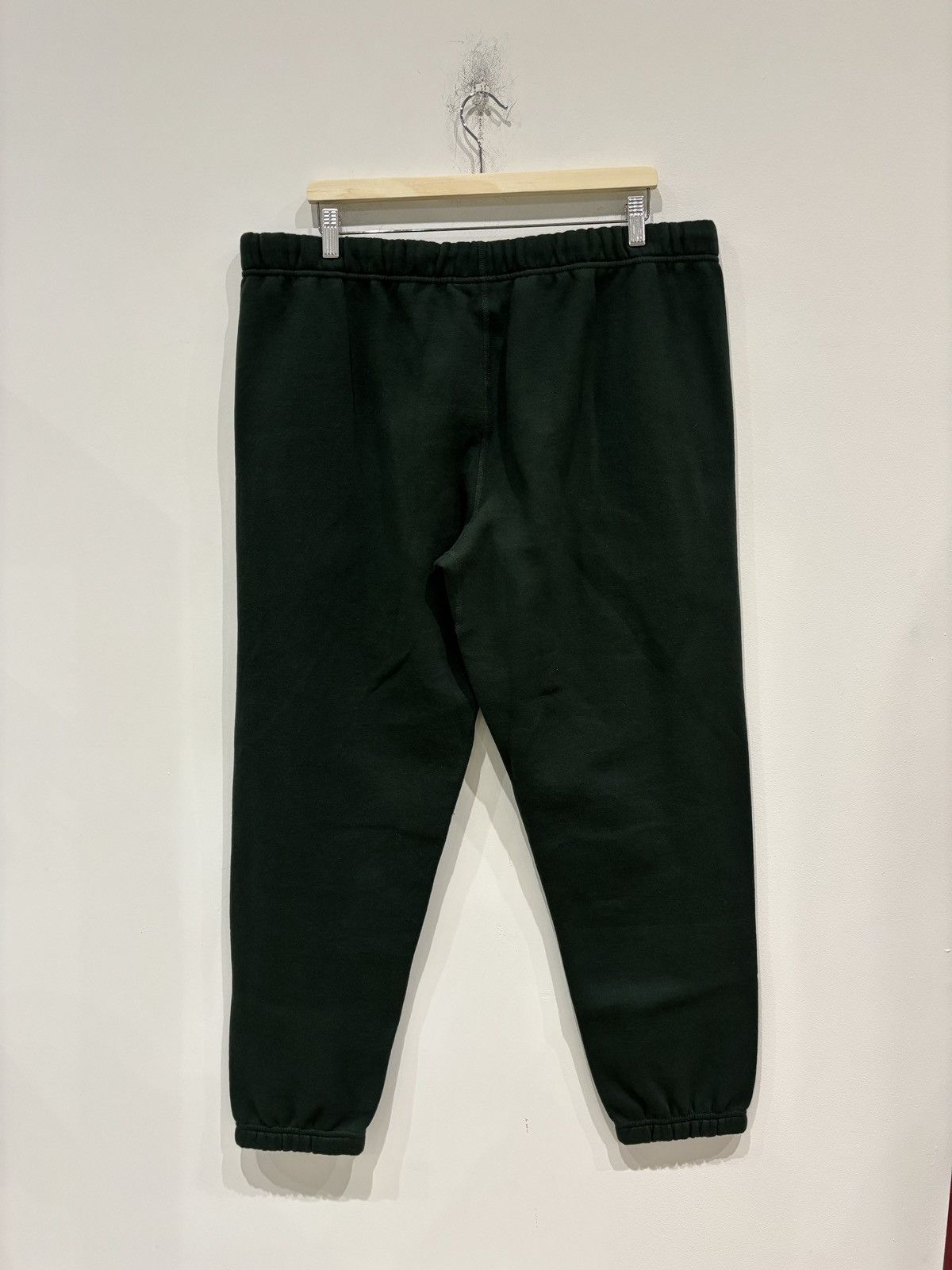 October's Very Own OVO x Roots All Country Sweatpants Forest Green Size: XL Size US 36 / EU 52 - 2 Thumbnail