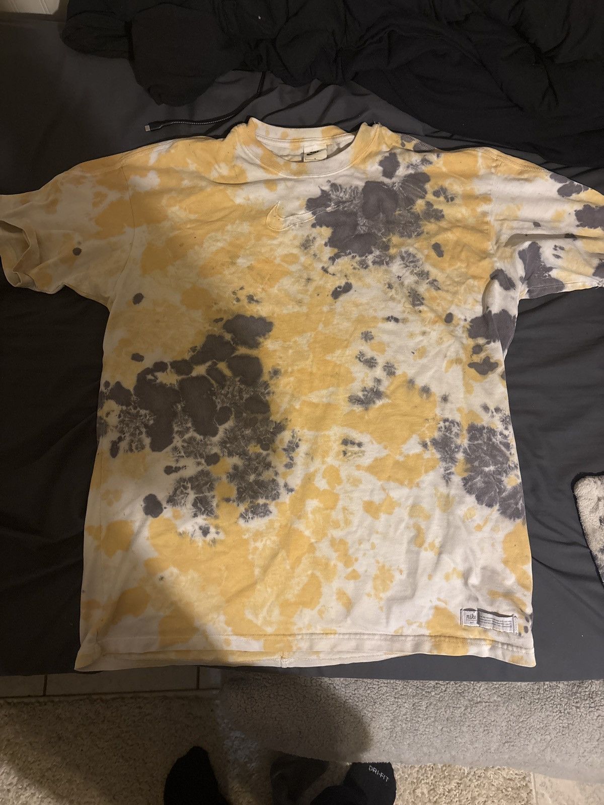 Nike vintage nike sportswear tie-dye Size US L / EU 52-54 / 3 - 1 Thumbnail