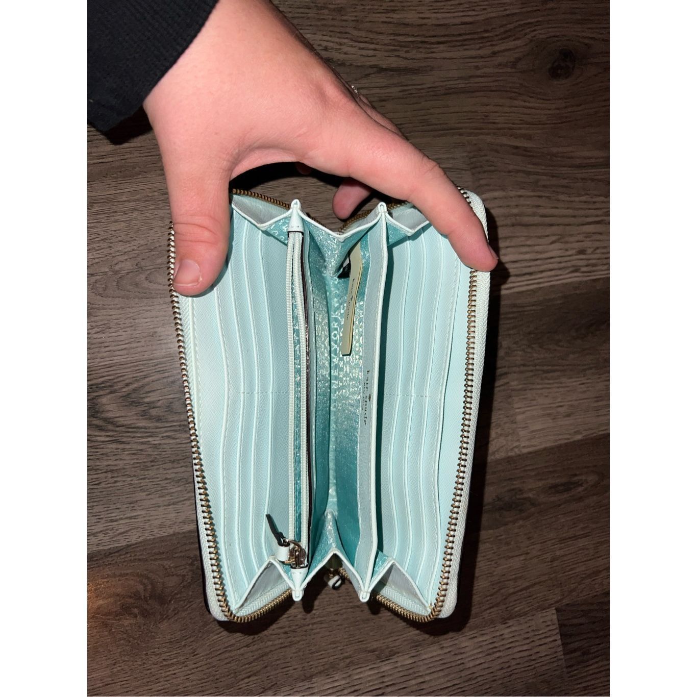 Kate Spade Kate Spade Light Blue Zip Around Wallet Preowned Size ONE SIZE - 9 Thumbnail