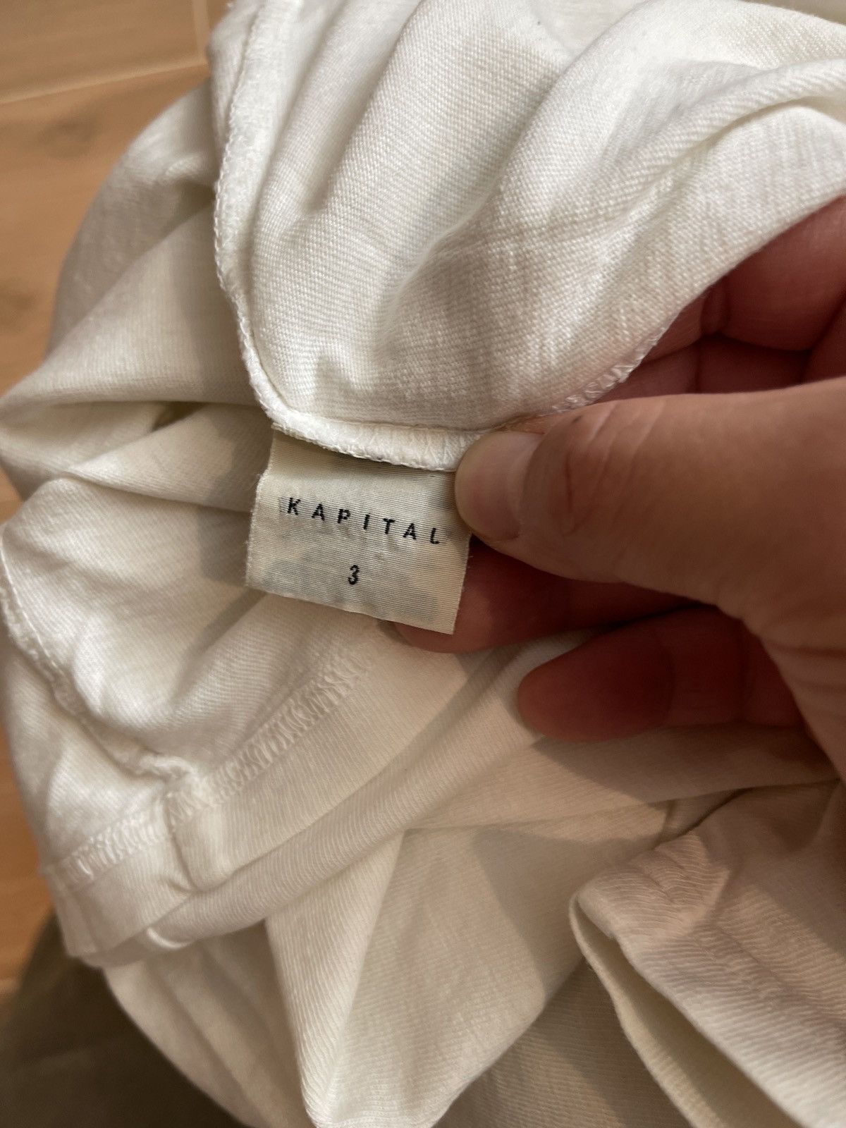 Kapital graphic tee