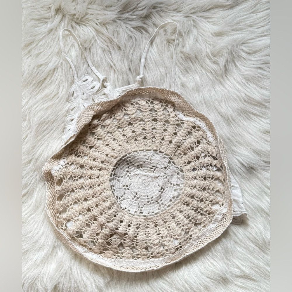 Anthropologie Anthropologie Pieced Crochet Sweater Tank Boho Oversized Fi Size XXS / US 00 / IT 34 - 2 Thumbnail