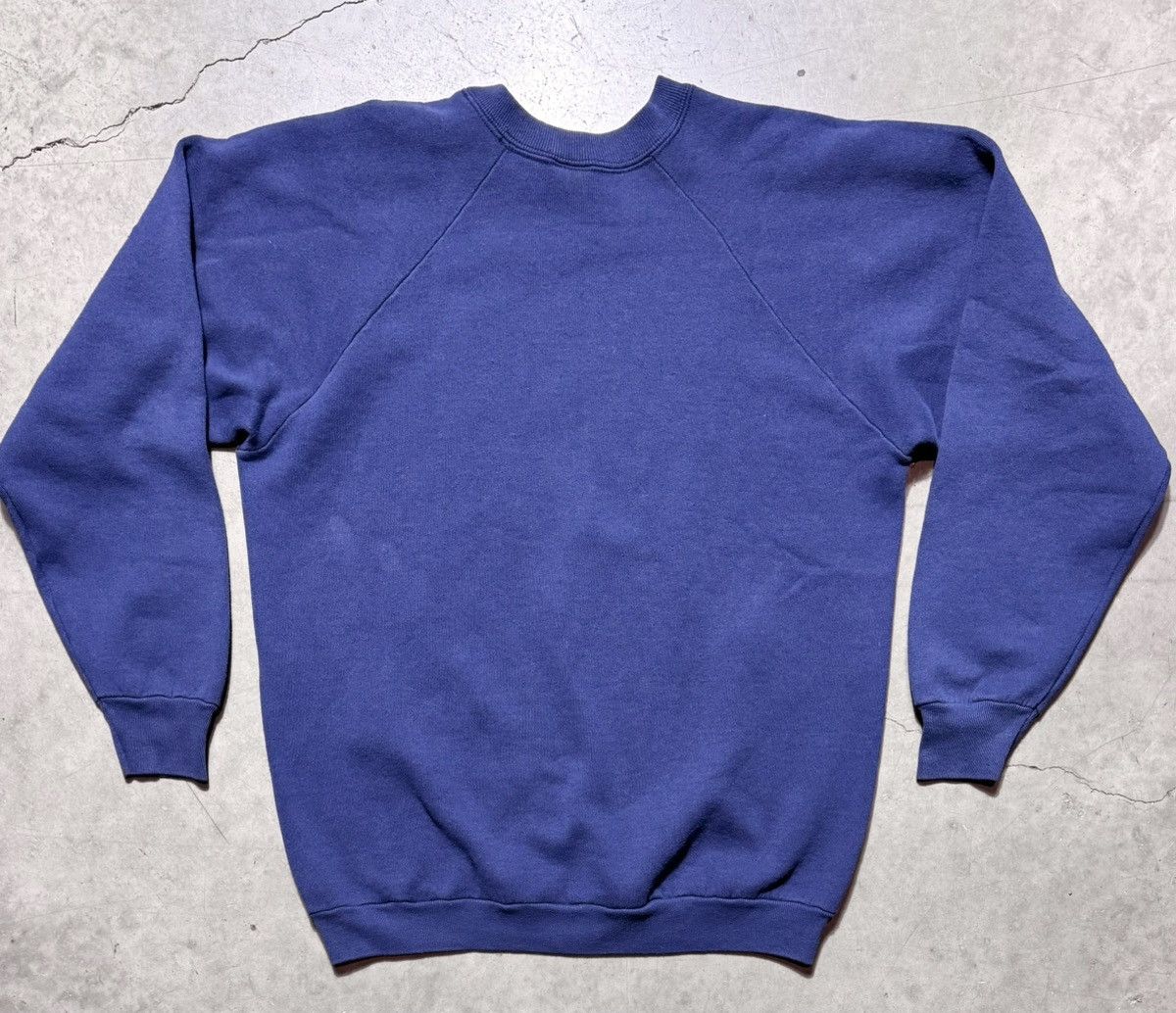 Fruit Of The Loom × Vintage Vintage 90’s Michigan Wolverines Sweatshirt sz L Size US L / EU 52-54 / 3 - 9 Thumbnail