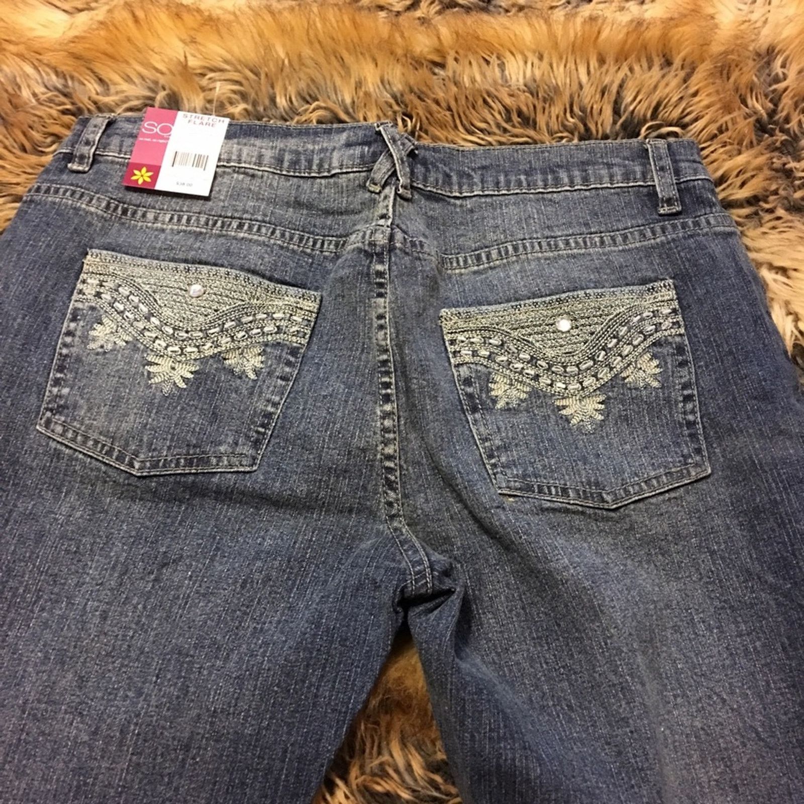 Other SO stretch embroidered flare jeans NWT 9 Size 31" - 1 Thumbnail