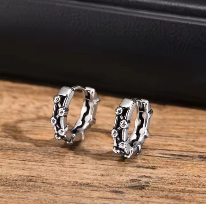 Japanese Brand × Jewelry Retro Fashion Irregular Hoop Earrings Size ONE SIZE - 1 Thumbnail