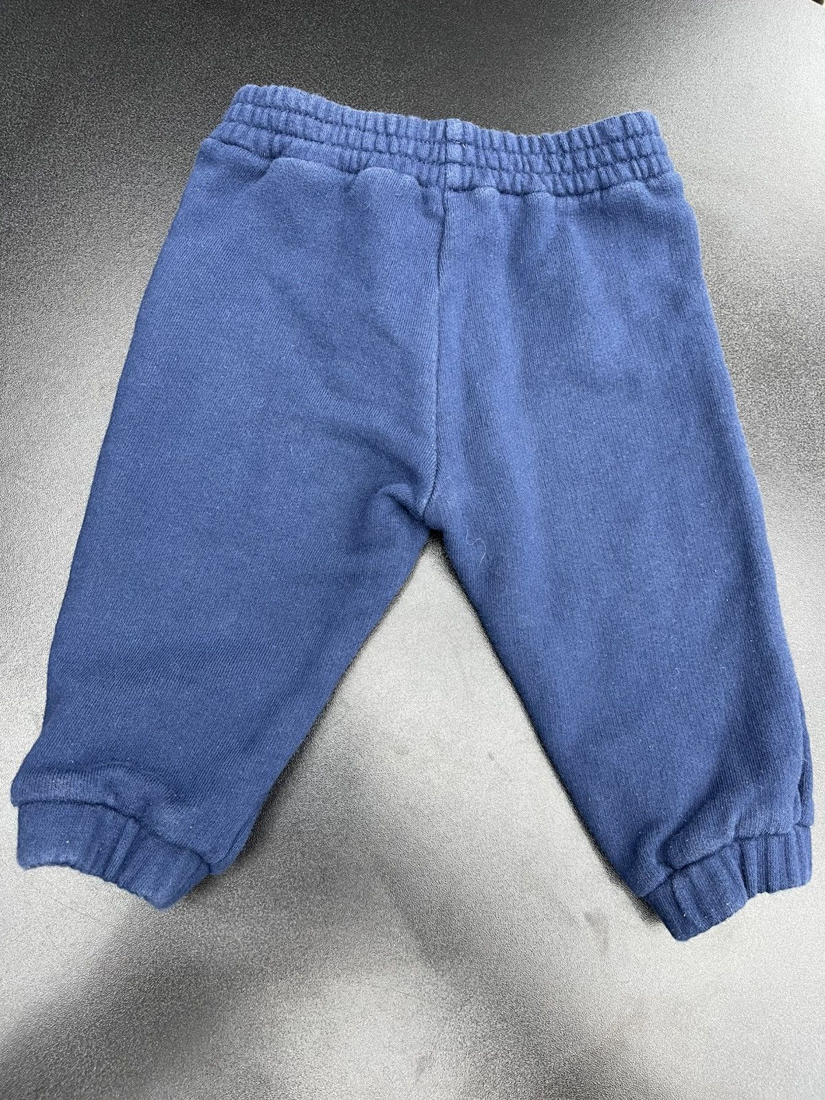 Gucci Size 6/9M - Gucci Logo Print Sweatpants Blue Kids Size US 26 / EU 42 - 4 Thumbnail
