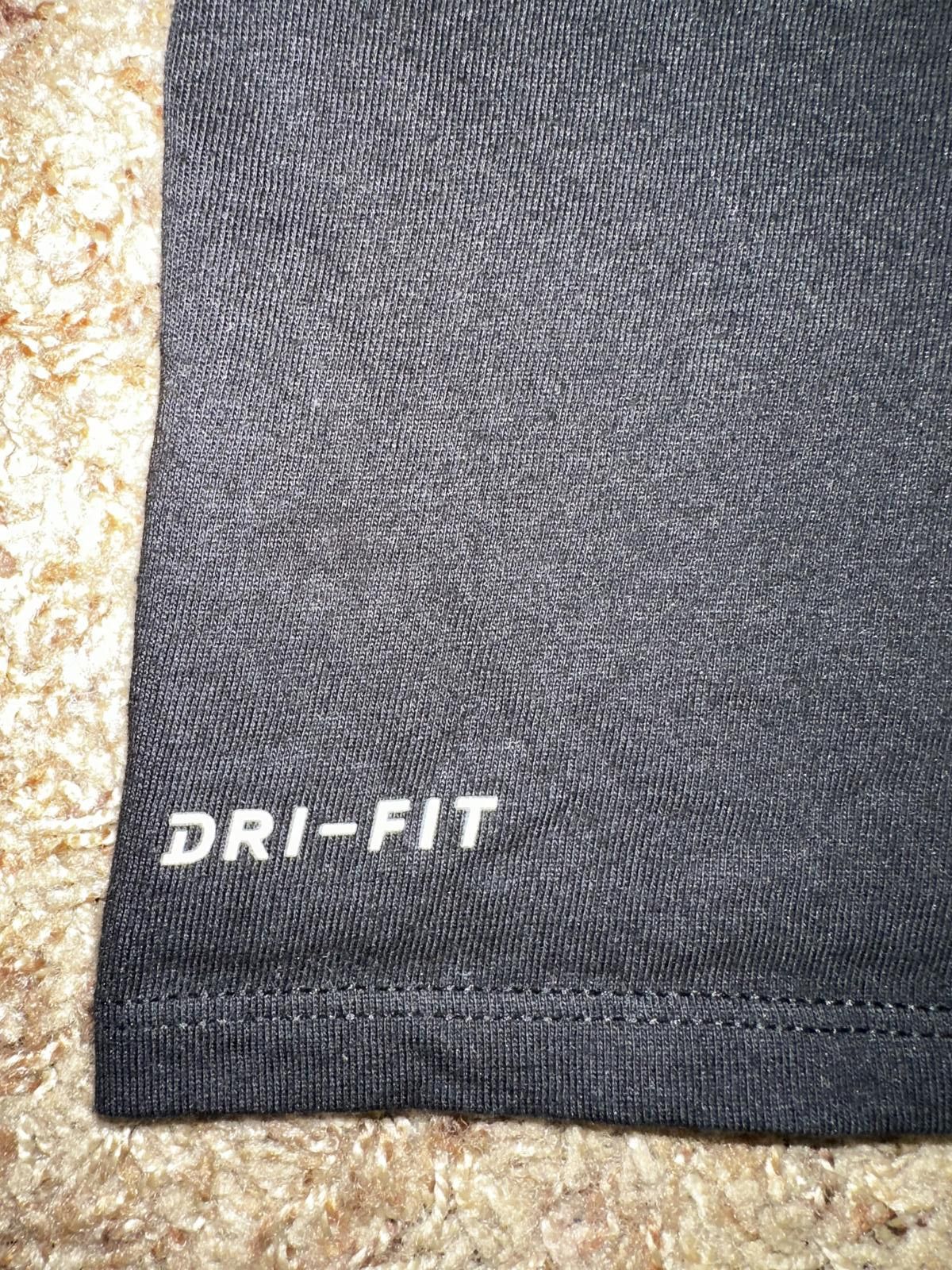 Nike The Nike Tee Men's Equality BLM Sleeve T-Shirt Size US S / EU 44-46 / 1 - 3 Thumbnail