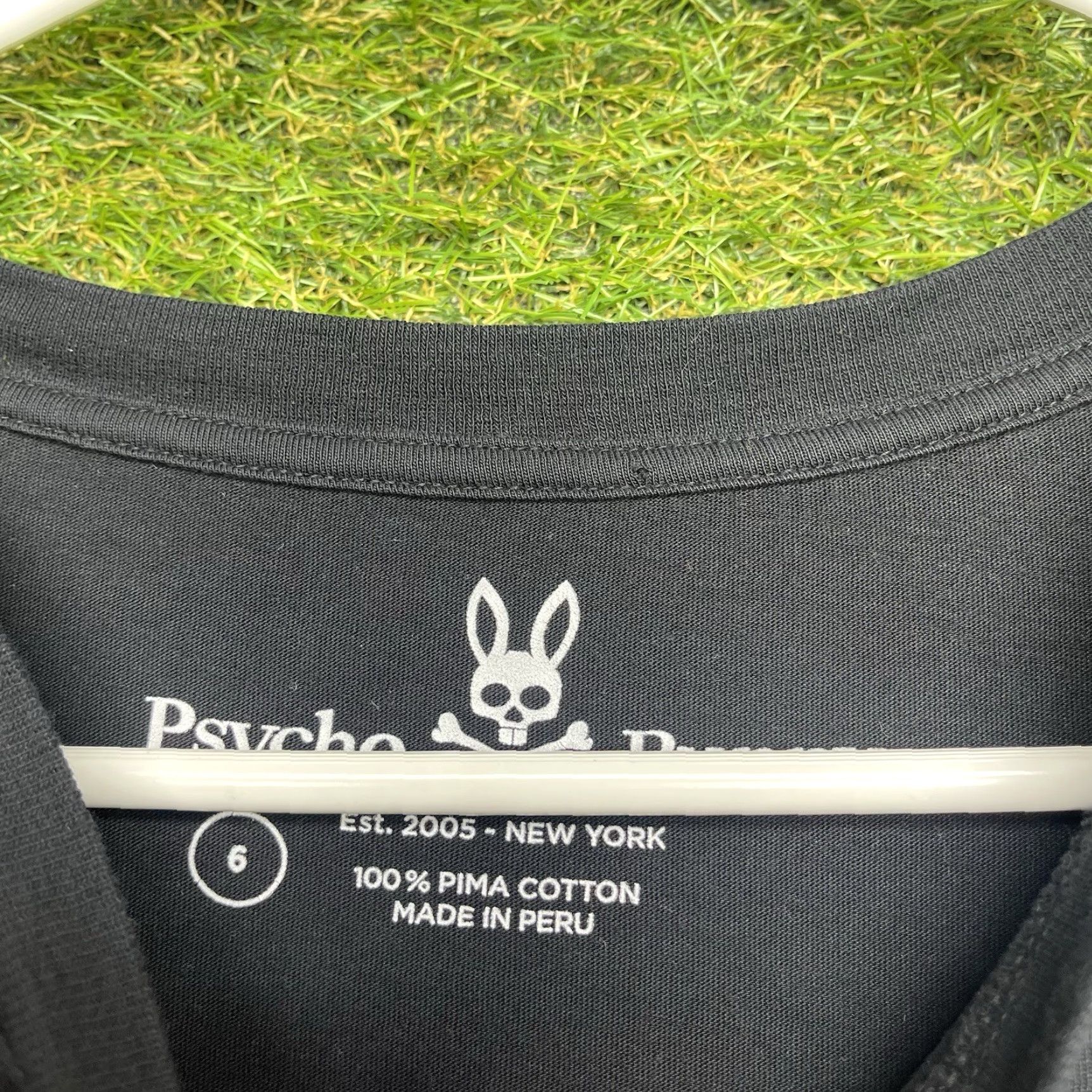 Psycho Bunny VINTAGE Psycho Bunny Men’s T-Shirt Short Sleeve V-Neck Black Classic Casual 2020s Men Size US S / EU 44-46 / 1 - 5 Thumbnail