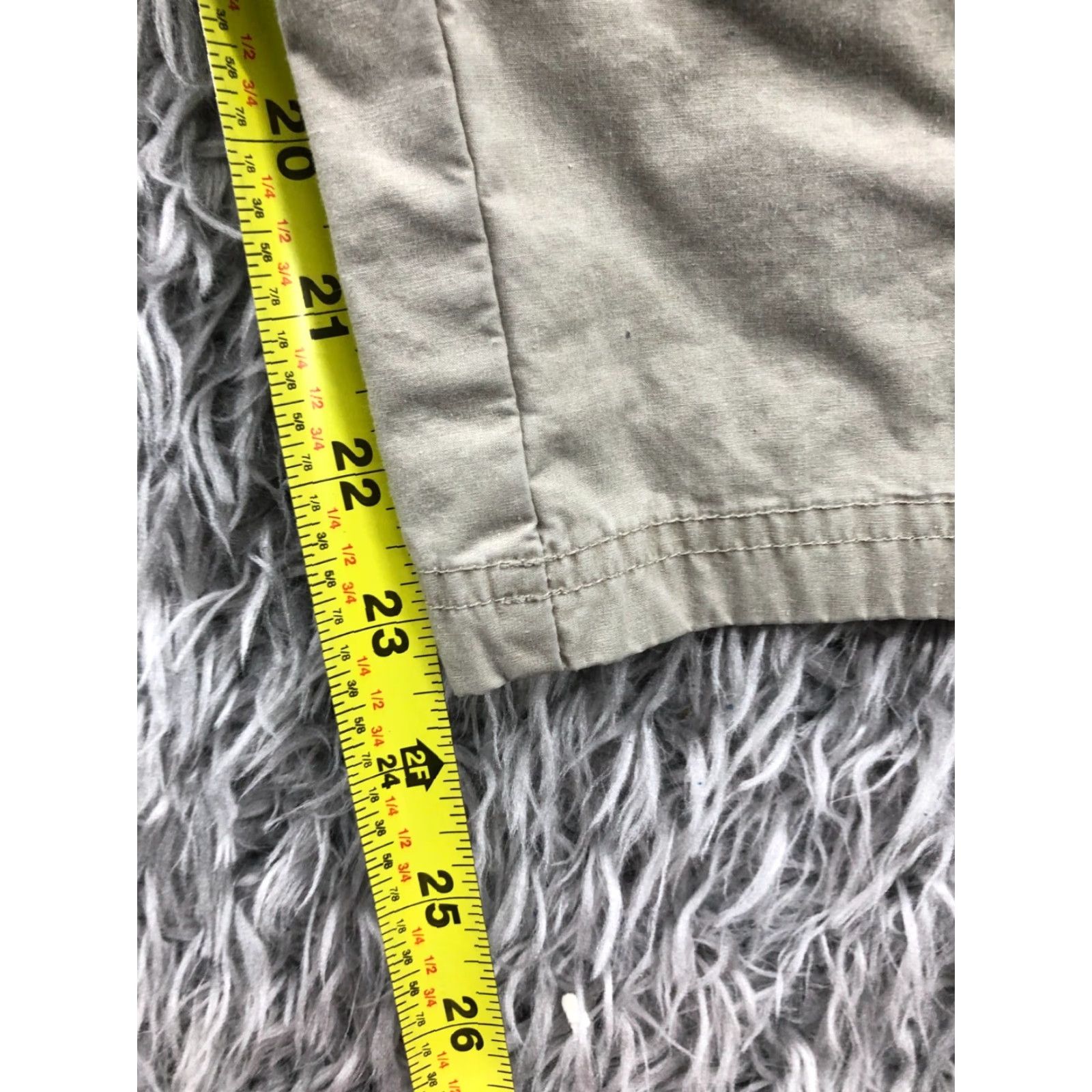 Vintage Columbia Capri Pants Womens Beige Regular Size 12 Inseam 24 Elastic Waist Pockets Straight Rise 8.5-10.5 Knit Polyester Front Flat Front Casual Formal Size 34" / US 12 / IT 48 - 3 Thumbnail
