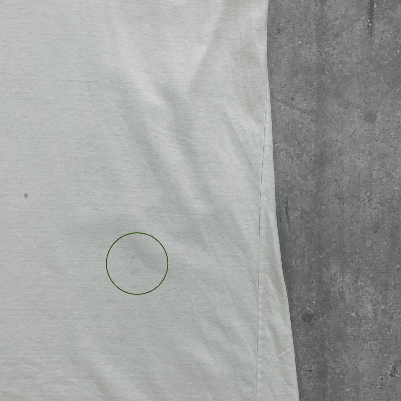 Vintage Vintage 2000s Blank T Shirt White Size XL Size US XL / EU 56 / 4 - 15 Thumbnail