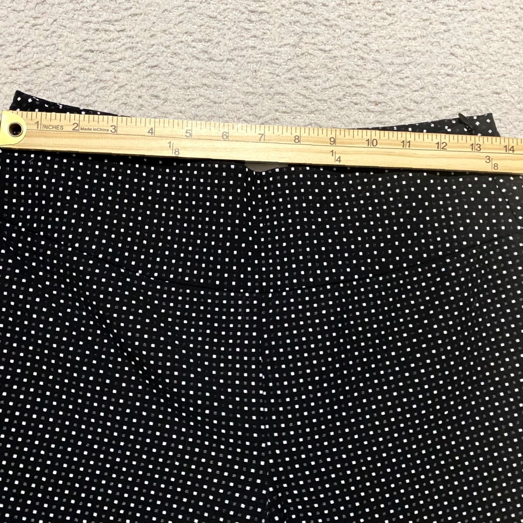 Vintage CAbi Pants Womens Geometric Black High Rise Skinny Ankle Regular Rise 27in Inseam 4 Adult Women Size 27" / US 4 / IT 40 - 5 Thumbnail