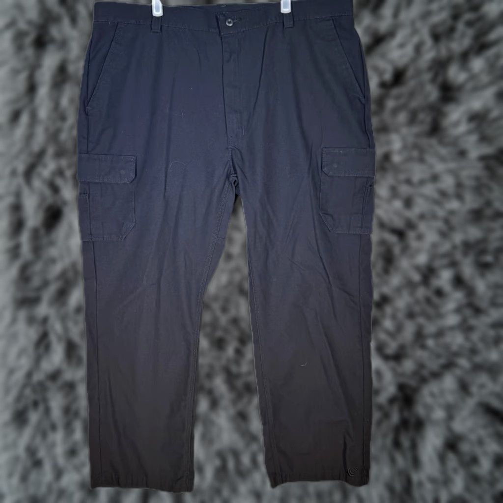 Dickies Dickies Work Pants Men 44 x 32 Black Polyester High Rise Utility Outdoor Pants Size US 44 / EU 60 - 1 Thumbnail