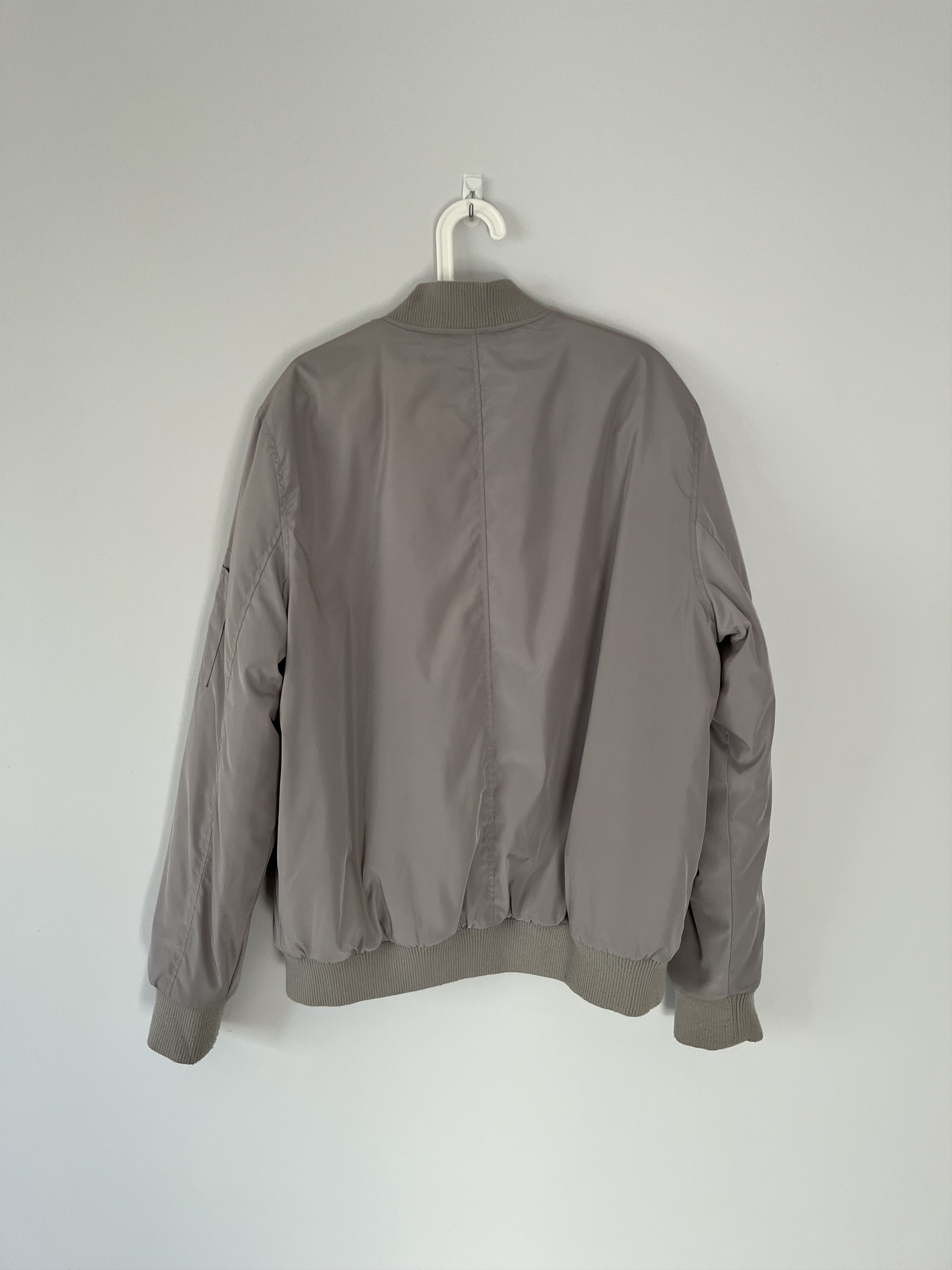 Forever 21 Padded Bomber Jacket Size US XL / EU 56 / 4 - 2 Thumbnail