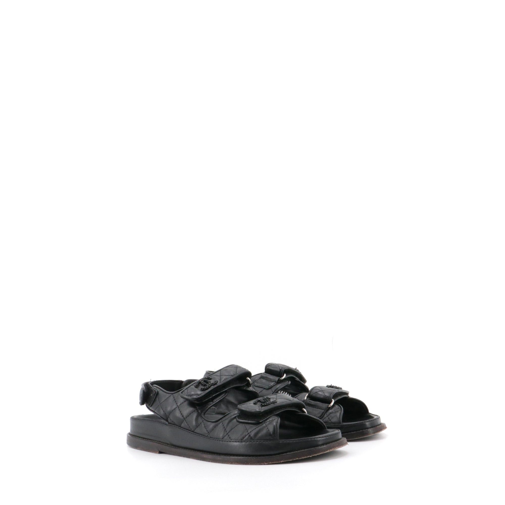 CHANEL Chanel Dad Shoes sandals in black quilted leather (T39)
