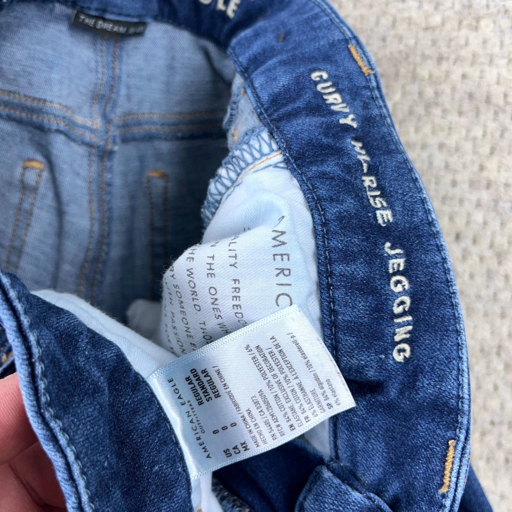 American Eagle Outfitters American Eagle Outfitters Jeans Women 0 Jegging High Rise Stretch Dark Wash Distressed 5-Pocket Denim Blue 28 in Inseam Mens? Size 25" / US 0 / IT 36 - 3 Thumbnail