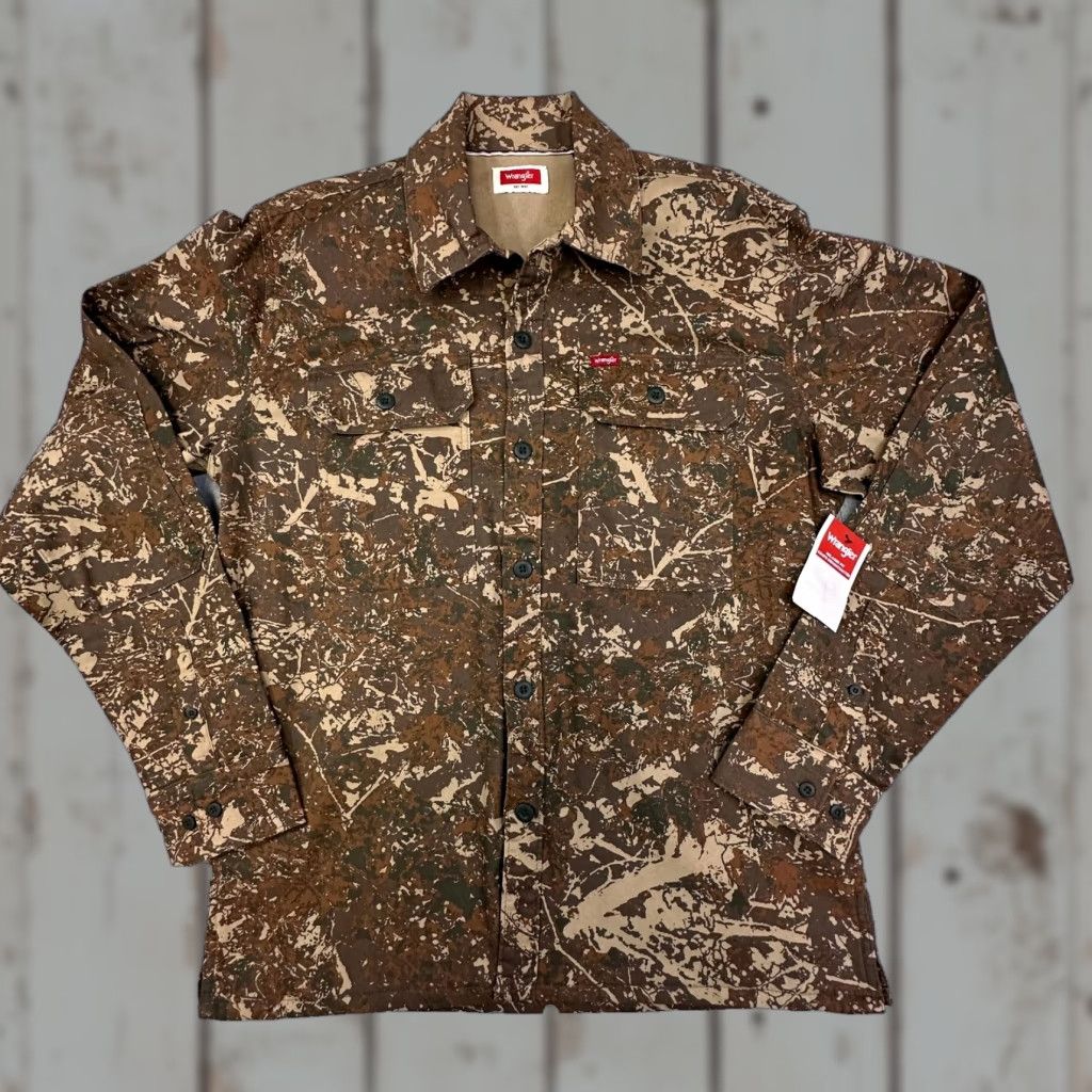 Wrangler VINTAGE Wrangler Camouflage Mens M Long Sleeve Button-Up Relaxed Fit NWT Size US M / EU 48-50 / 2 - 1 Thumbnail