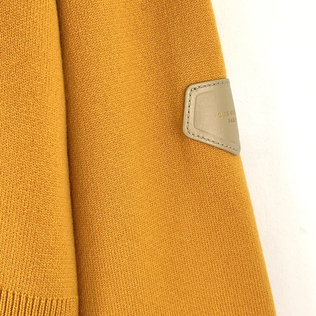 Louis Vuitton Louis Vuitton Shoulder Zipper Design Wool Knit Sweater K26WX Size S / US 4 / IT 40 - 4 Thumbnail