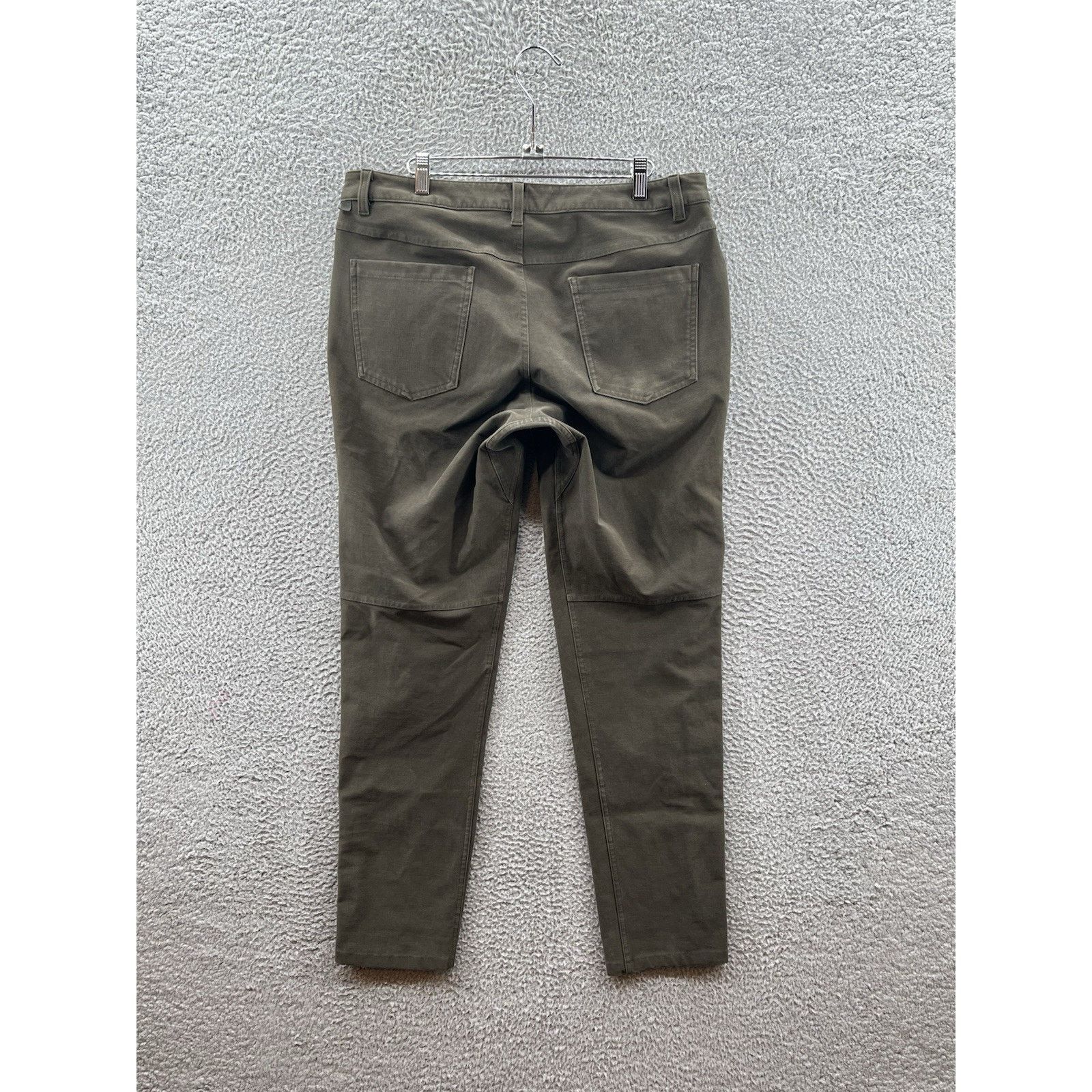 Lululemon Lululemon Pants 34 Green ABC Slim Fit Utilitech Cotton Blend Size US 34 / EU 50 - 2 Thumbnail