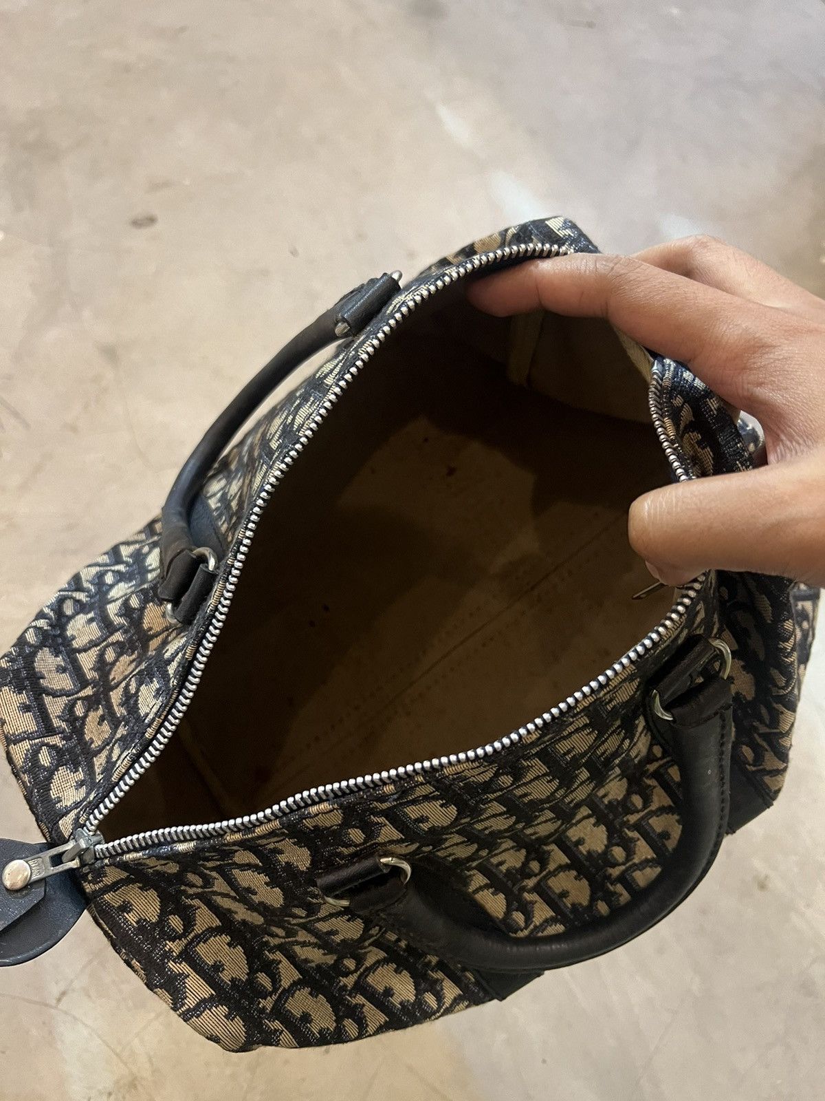 Dior × Vintage Vintage Pre-owned 1970s Oblique Boston Dior Trotter Bag Size ONE SIZE - 9 Thumbnail