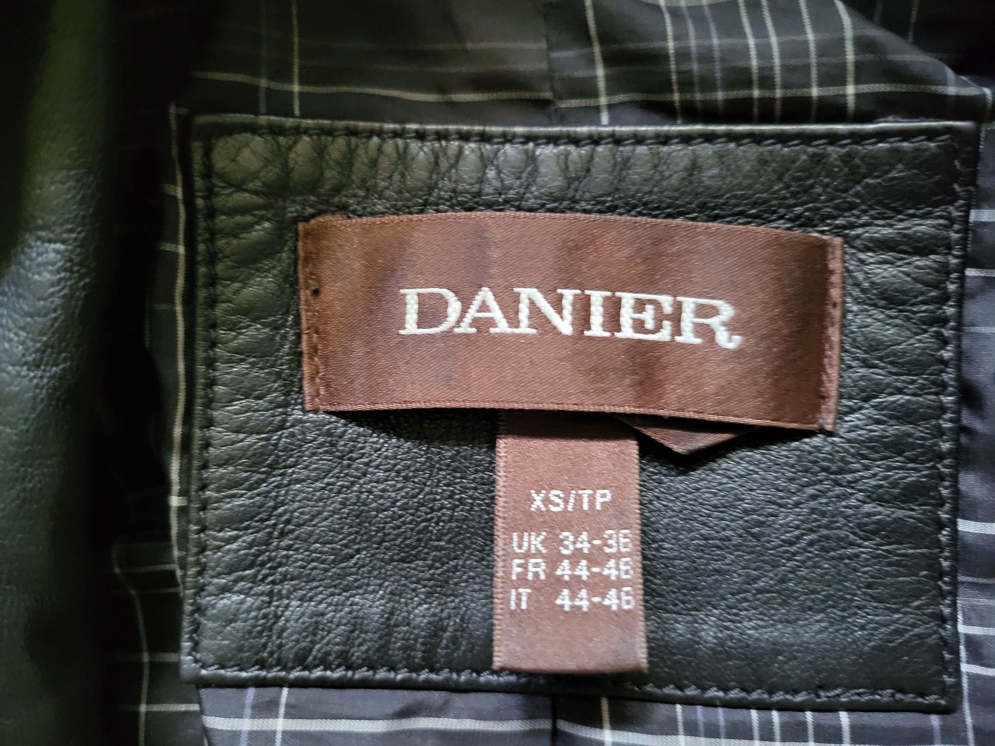 Danier Vintage Danier Calfskin Leather Motorcycle Jacket Size US XS / EU 42 / 0 - 10 Thumbnail