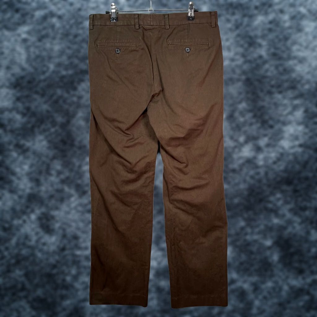 Gap Gap Mens Chino Pants 31x32 Brown Cotton Straight-Leg 1969 Vintage Preppy Mens Regular Waist 31 Inseam 32 Front Flat Front Size US 31 - 1 Thumbnail