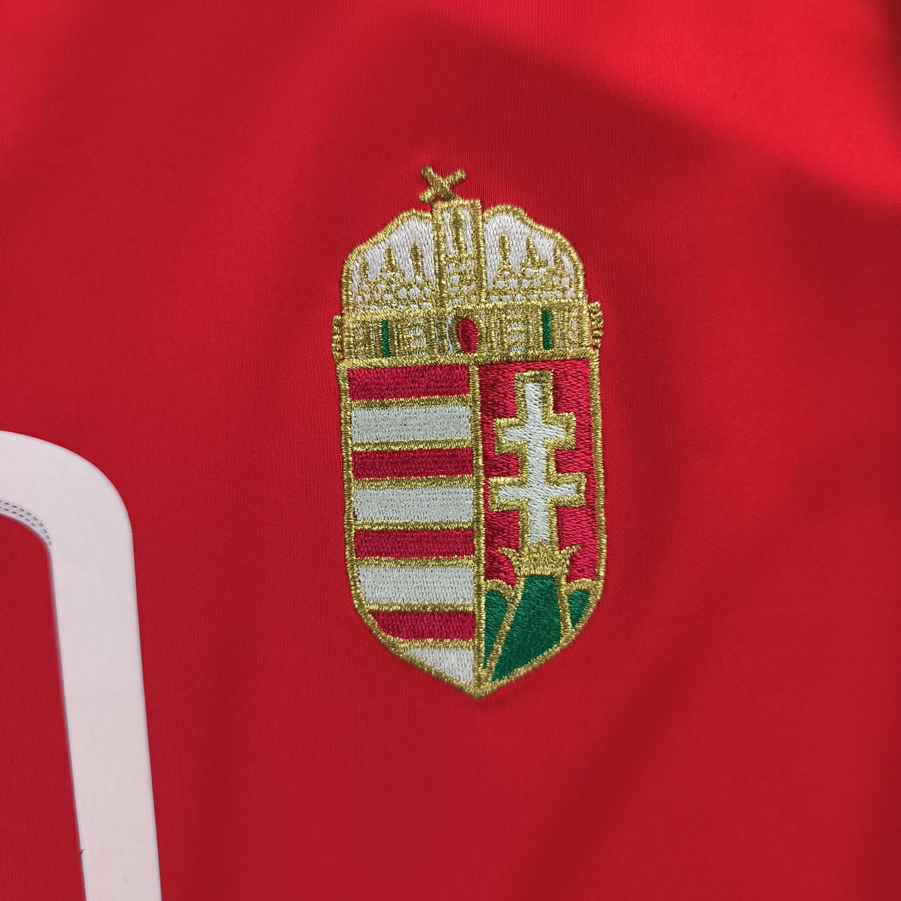 Adidas Hungary 2010-12 Adidas home Gera football jersey size S Size US S / EU 44-46 / 1 - 4 Thumbnail
