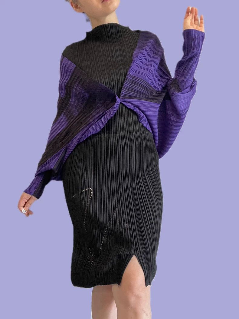 Issey Miyake Issey Miyake size:one size A purple-black transformable co Size XS / US 0-2 / IT 36-38 - 3 Thumbnail