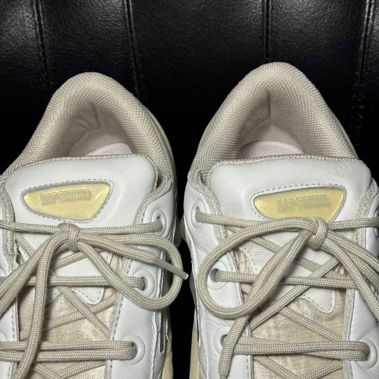 Adidas × Raf Simons 10,5us Adidas Raf Simons Ozweego White leather Size US 10.5 / EU 43-44 - 8 Thumbnail