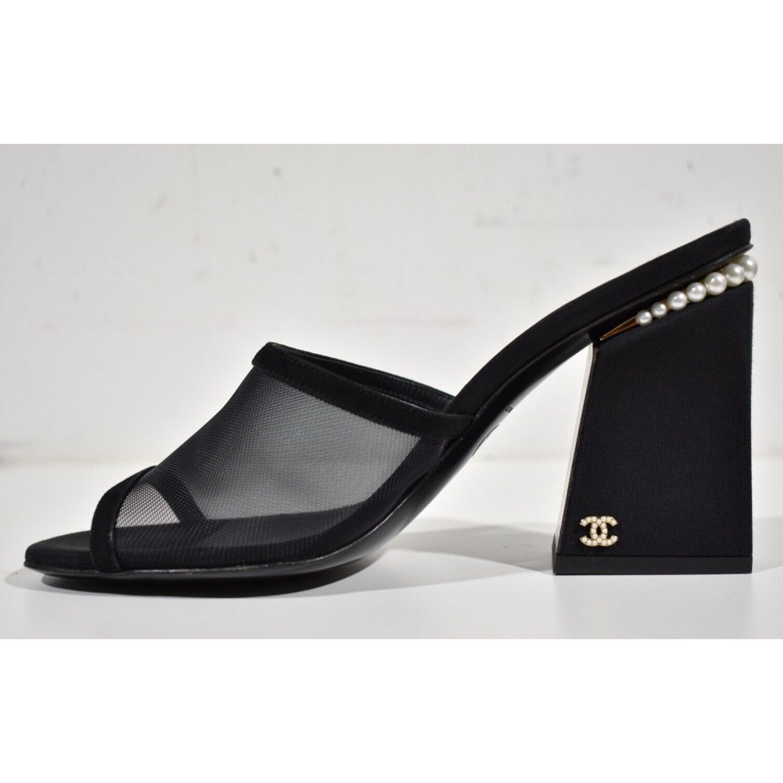 Chanel 22A Black CC Logo Block Heel Backless Mule Sandal Pump 39 Size US 9 / IT 39 - 7 Thumbnail