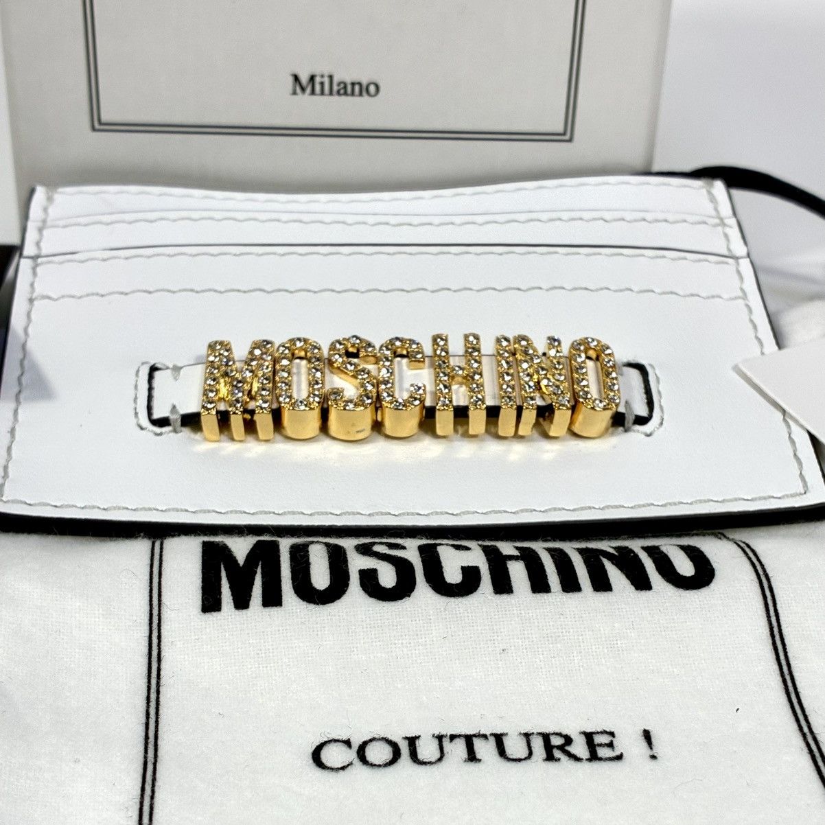 Moschino Moschino Couture Logo Card Case Fantasy Print White NWT Glam Size ONE SIZE - 13 Thumbnail