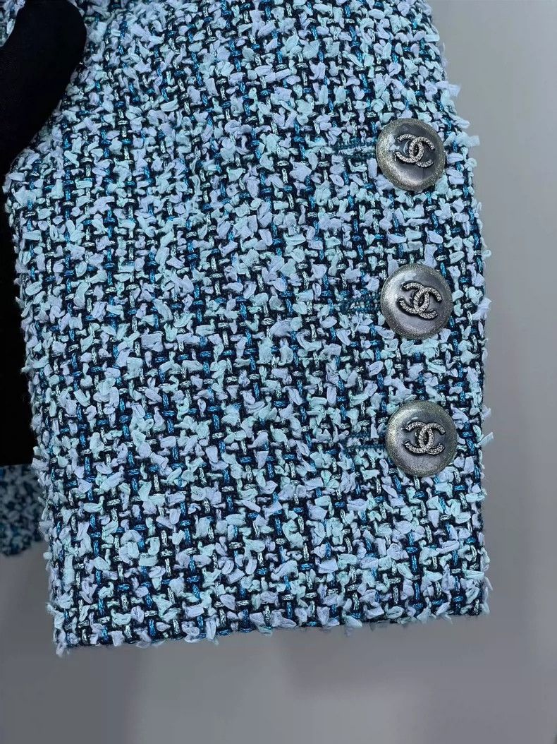 Chanel Chanel Light blue tweed jacket 2504-Nextarrow Size XS / US 0-2 / IT 36-38 - 3 Thumbnail