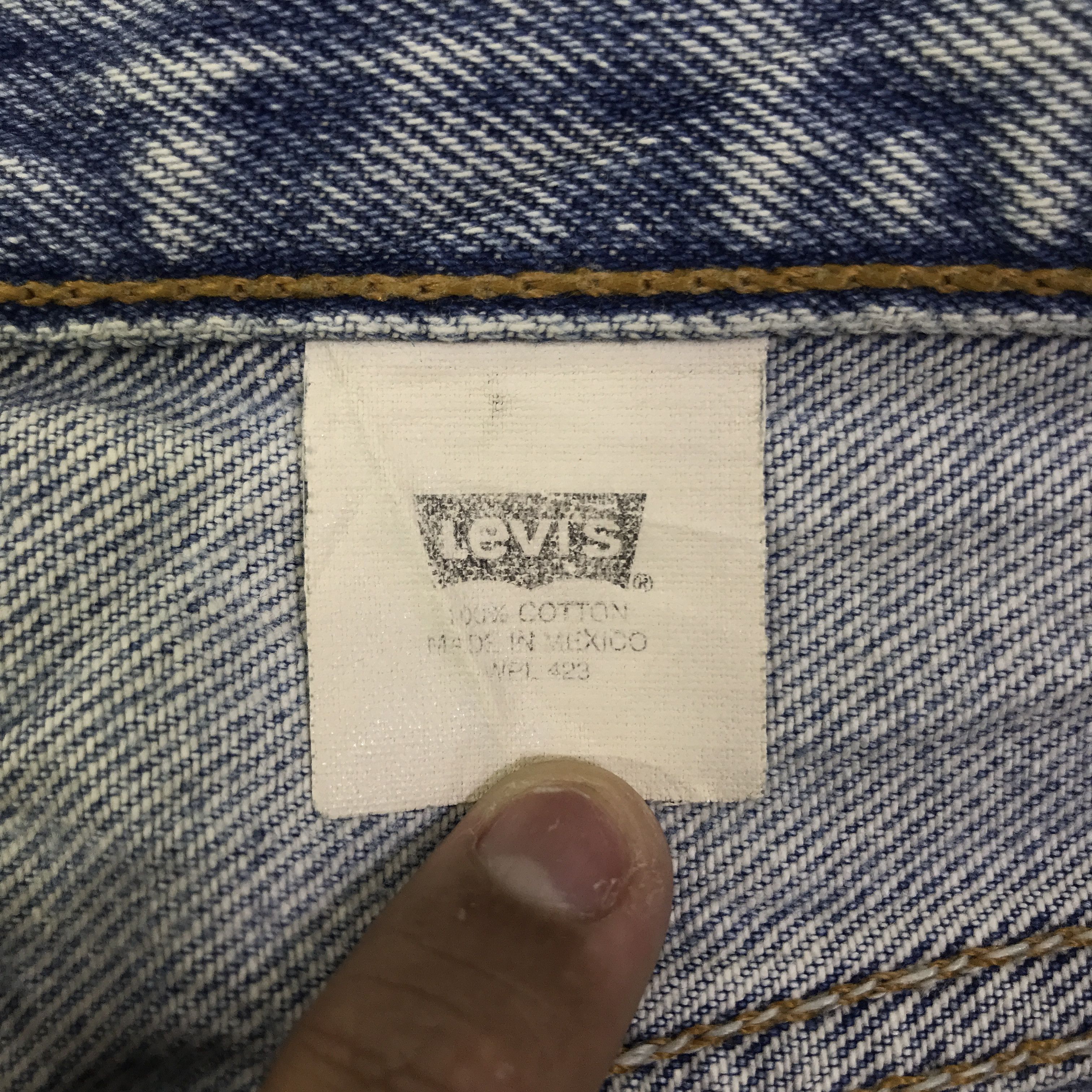 Levi's Vintage Clothing Vintage Levis 501 Distressed Short pants Jeans K130B9 Size US 32 / EU 48 - 15 Thumbnail