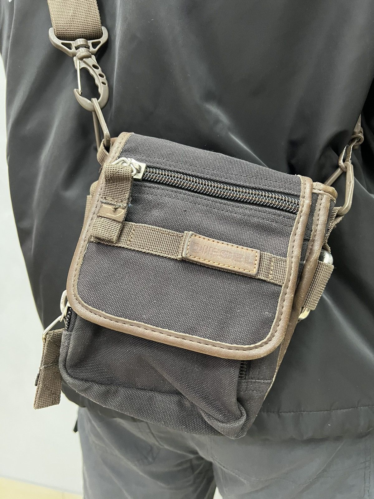Diesel × Vintage BEST DEAL❤️❤️ gOsling bag Diesel distressed denim multi pocket Size ONE SIZE - 13 Thumbnail