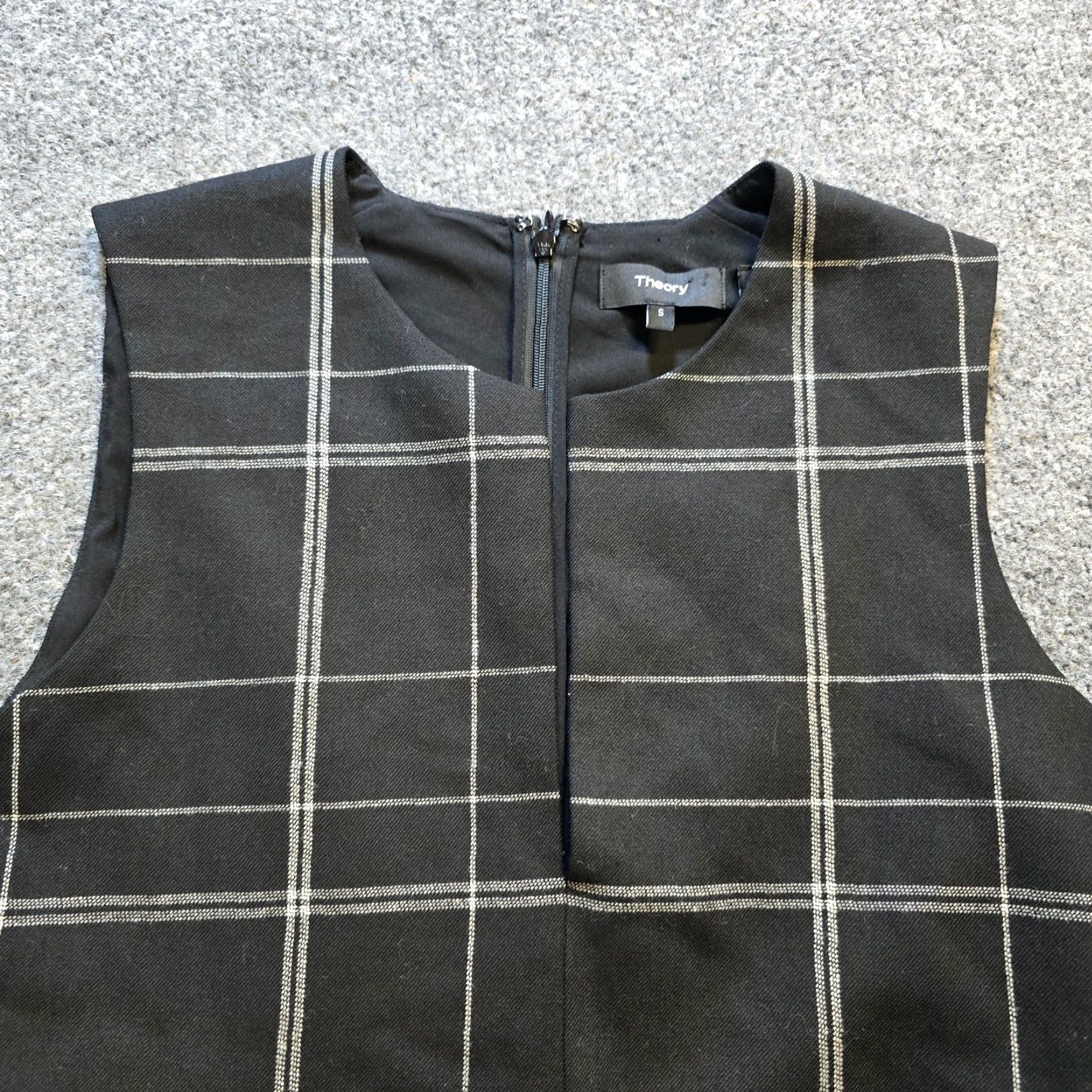 Theory Theory Top Womens Small Black Gray Windowpane Plaid Peplum Sleeveless Capsule Tank V-Neck Zip Shirt Women S Black Gray Windowpane Plaid Peplum Tank Size S / US 4 / IT 40 - 2 Thumbnail