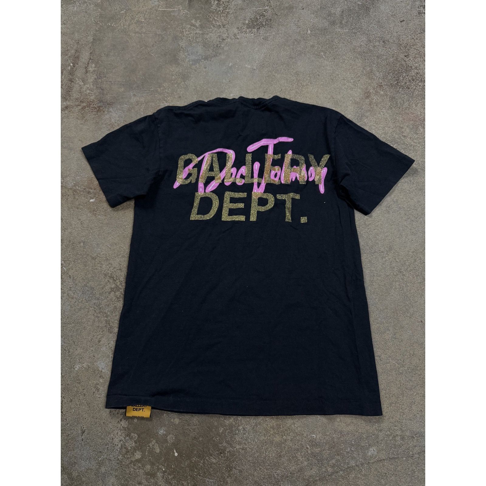 Gallery Dept. Gallery Dept Doc Johnson Tee Black Pink Used XS Size US XS / EU 42 / 0 - 2 Thumbnail