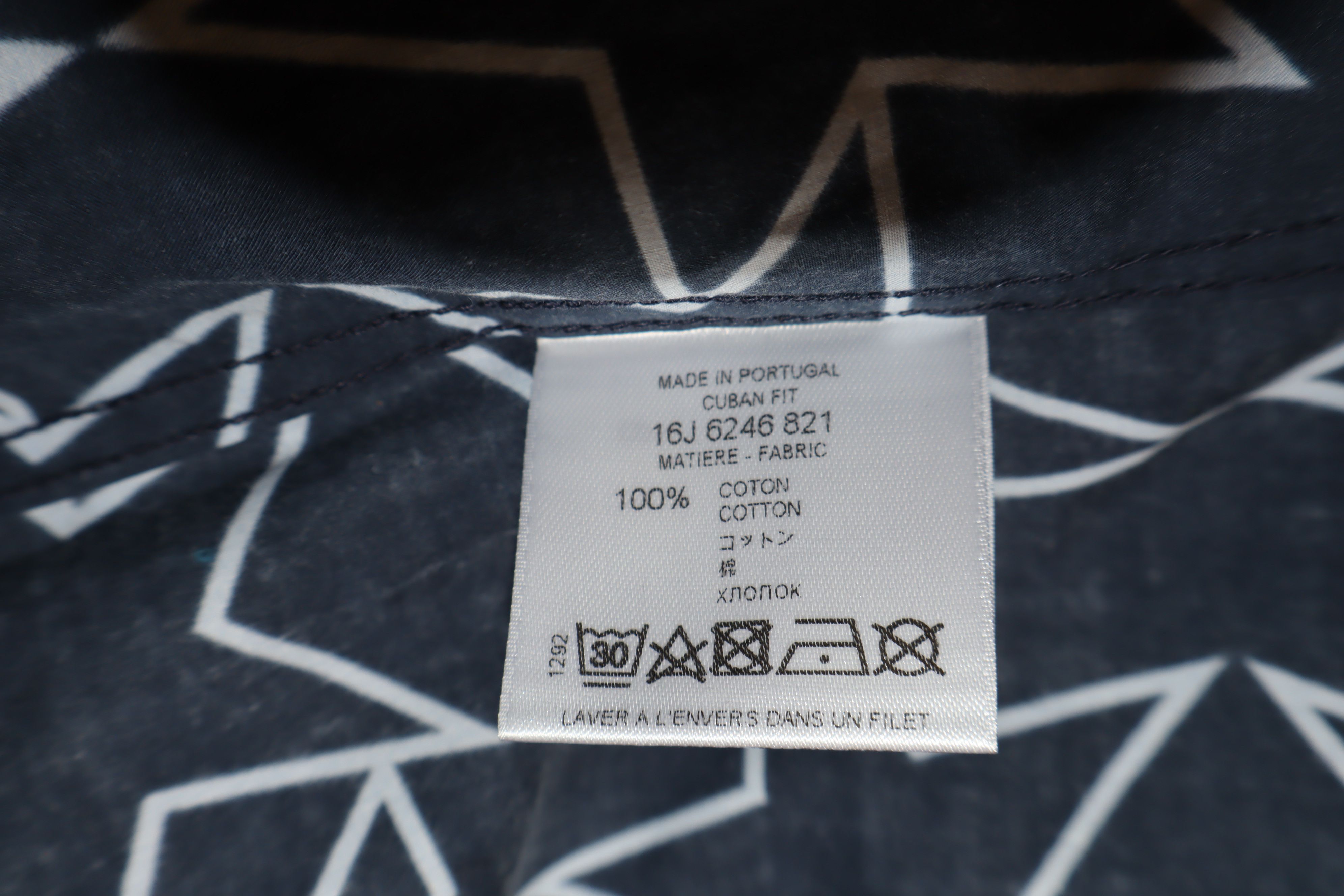 Givenchy Star print logo shirt Size US XL / EU 56 / 4 - 11 Thumbnail