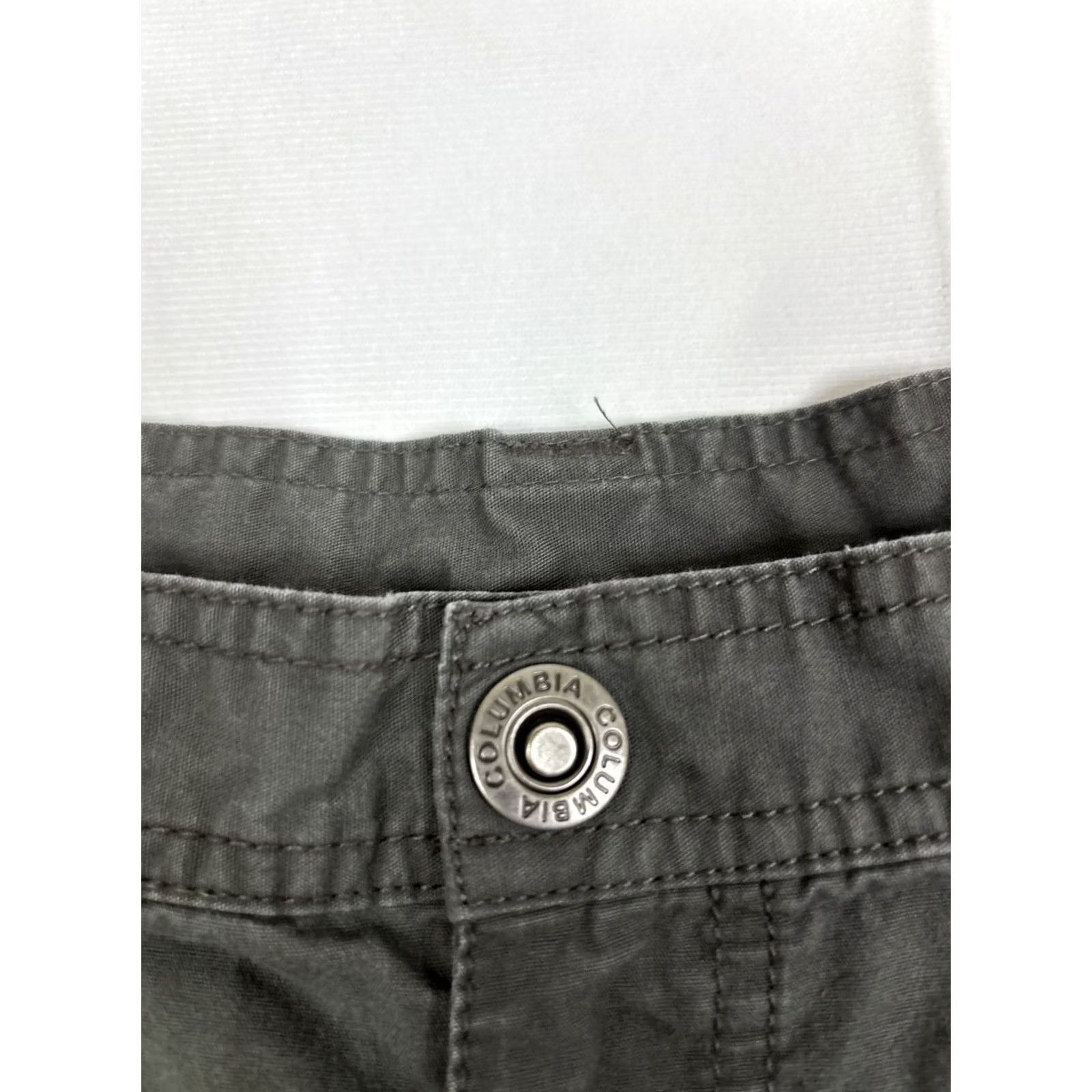 Vintage Columbia Men’s Shorts 38 Gray Outdoor Hiking Fishing Cargo Pockets Size US 38 / EU 54 - 3 Thumbnail