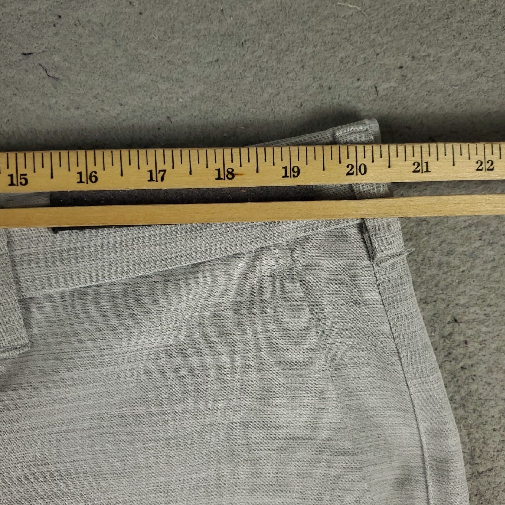 Callaway VINTAGE Callaway Shorts Mens Waist Size 40 Gray Casual Golf Flat Front Chino Size US 40 / EU 56 - 2 Thumbnail