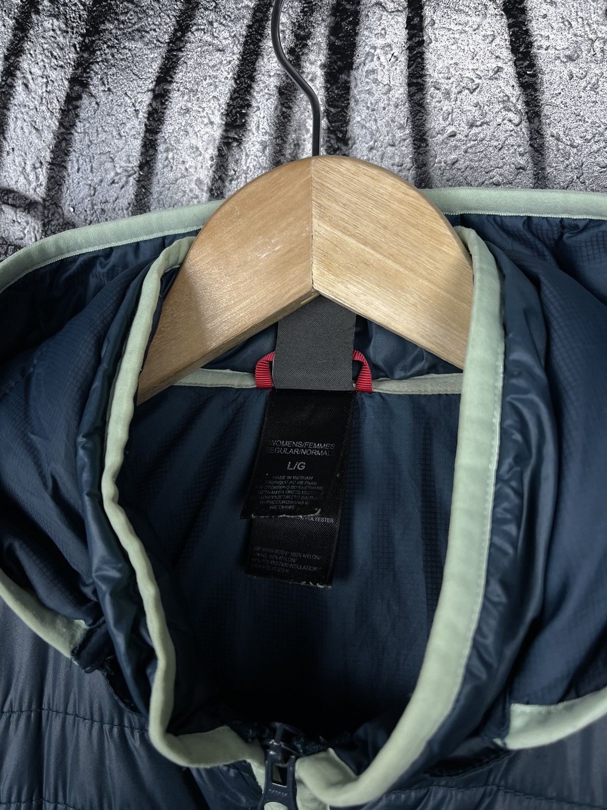 The North Face The North Face Outdoor Full Zip Blue Jacket Women’s Size L Size L / US 10 / IT 46 - 11 Thumbnail