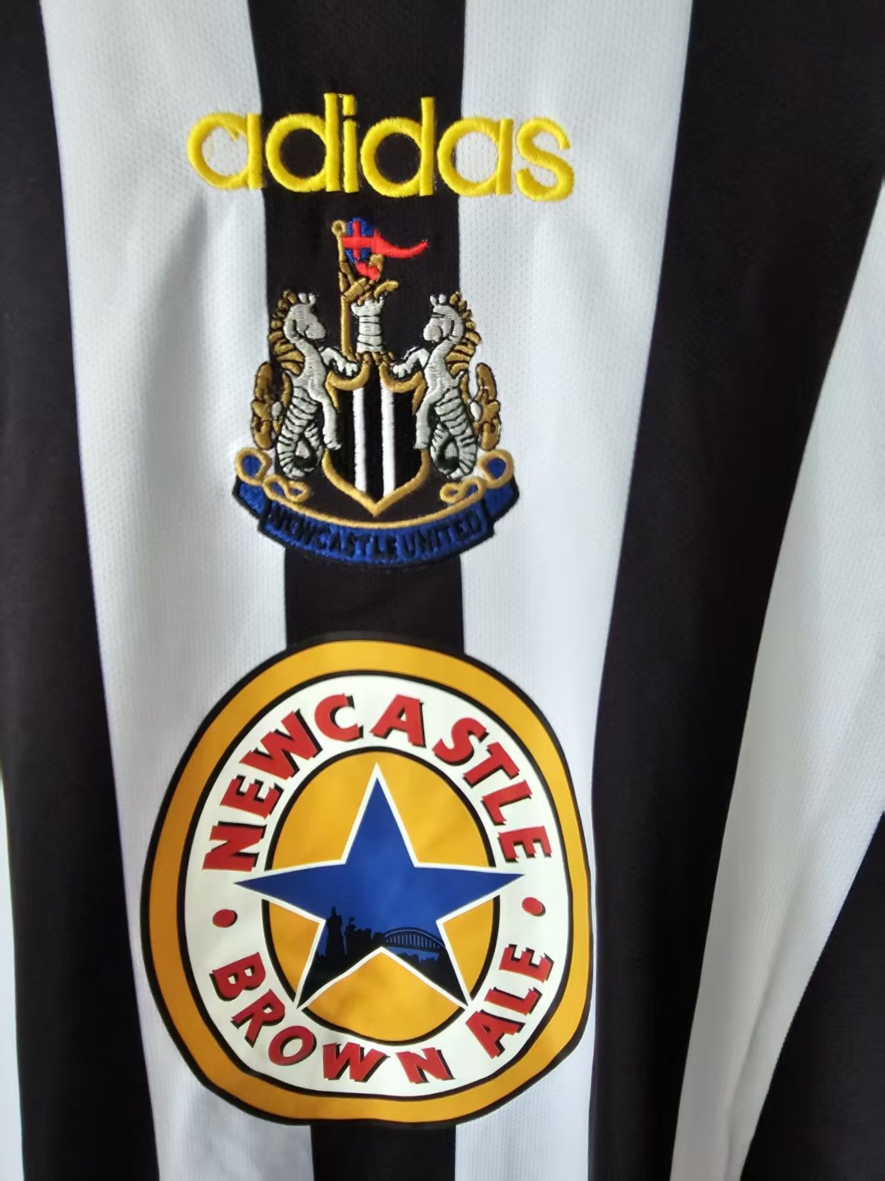Other Alan Shearer Jersey Newcastle 1997 1999 Size US XL / EU 56 / 4 - 4 Thumbnail